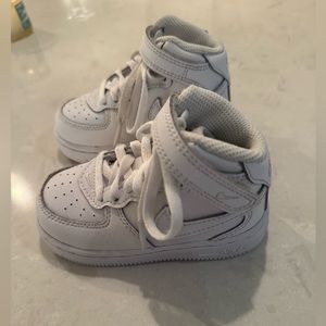 Nike White Hi Top Sneakers Size 6